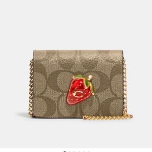 Coach Mini Wallet On A Chain Sig Canvas Strawberry